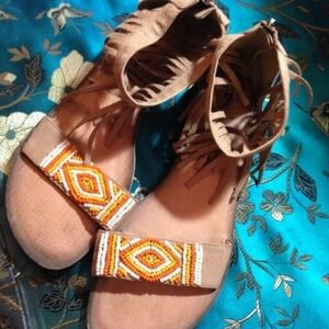 🌞 Fringy Beaded Sandles 🌞